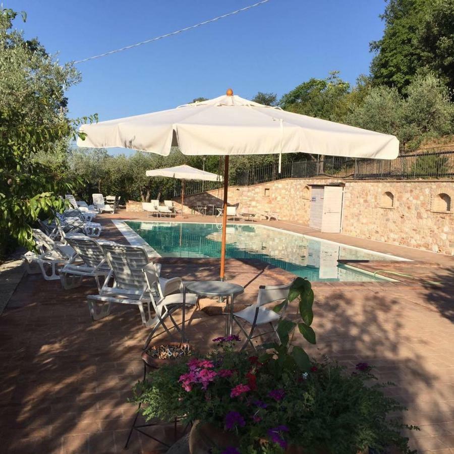 Villa Il renaiolo Spello Esterno foto